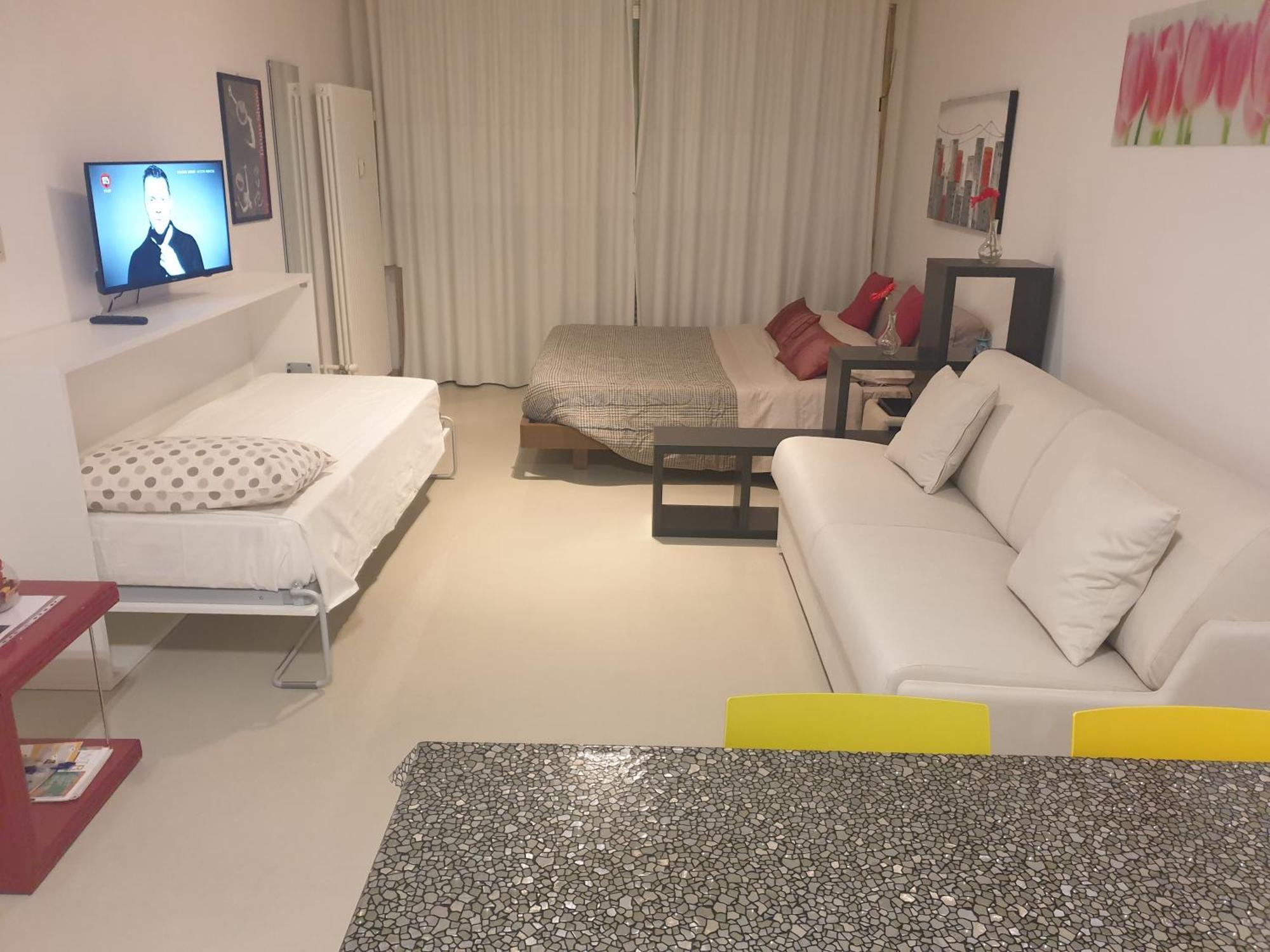 Monolocale Via Rasponi Apartment Ravenna Ngoại thất bức ảnh